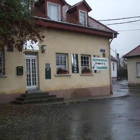 Bed & Breakfast Gilde Panzio Pilisvörösvár