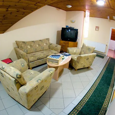 Bed & Breakfast Gilde Panzio Pilisvörösvár